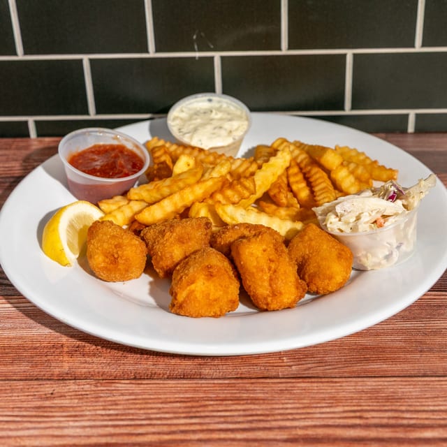 Fish Nuggets Dinner.